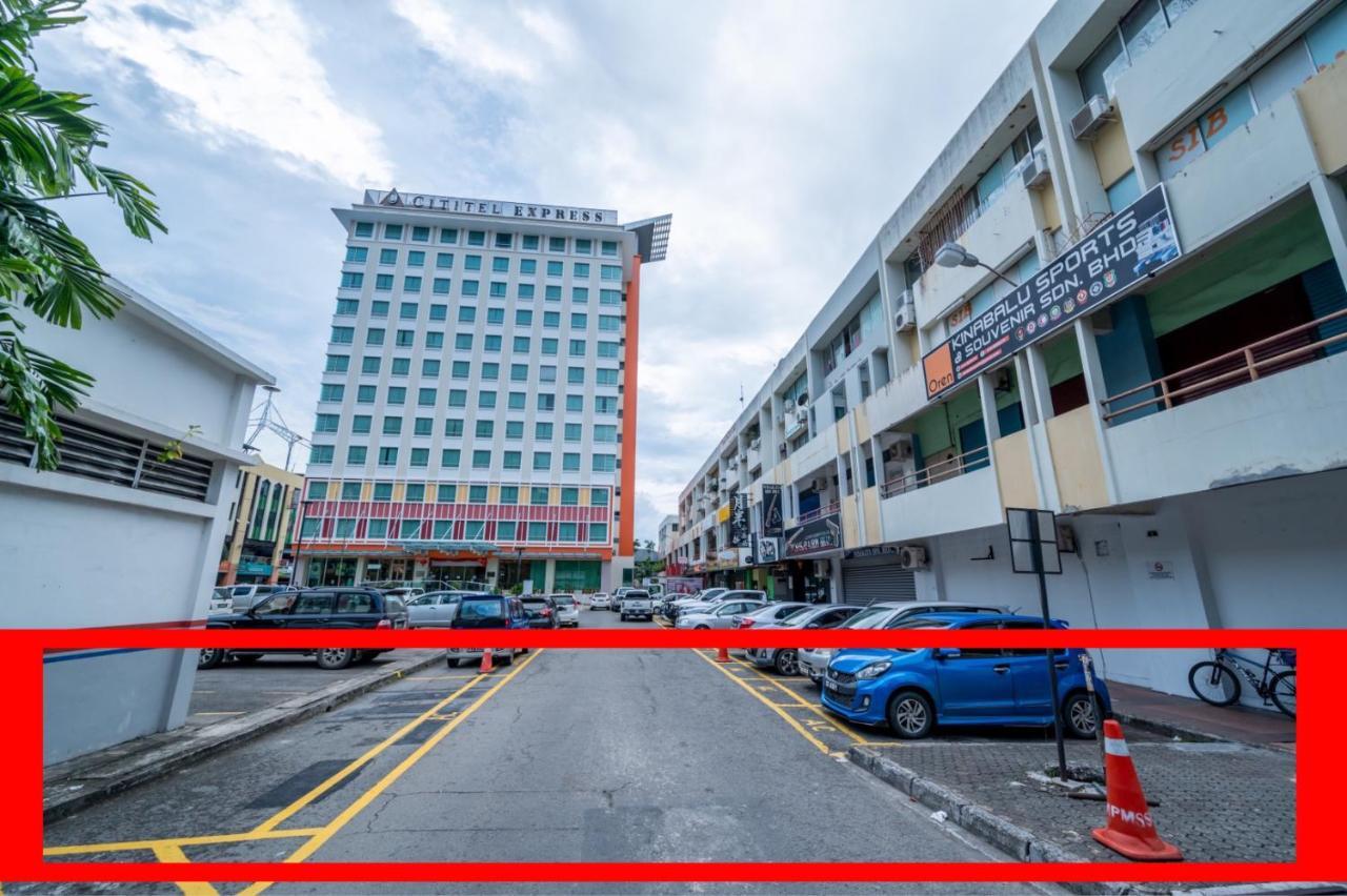 A Residence @ Between Hilton & Cititel Hotel Kota Kinabalu Ngoại thất bức ảnh